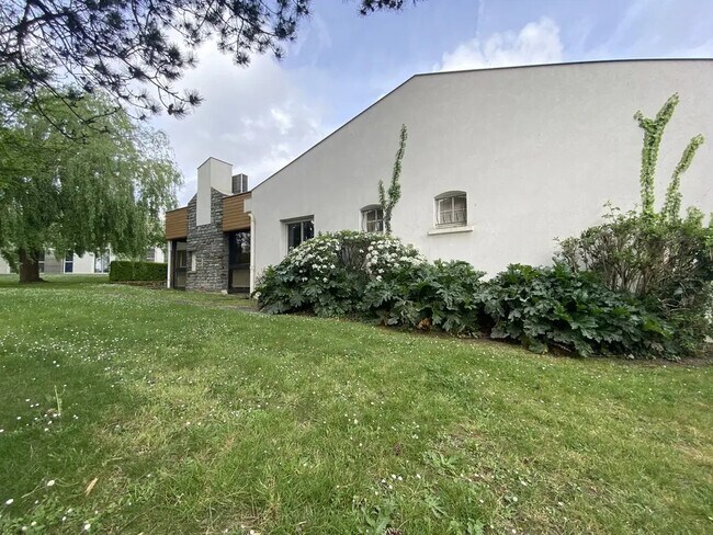 Plus de détails pour Bureau à louer