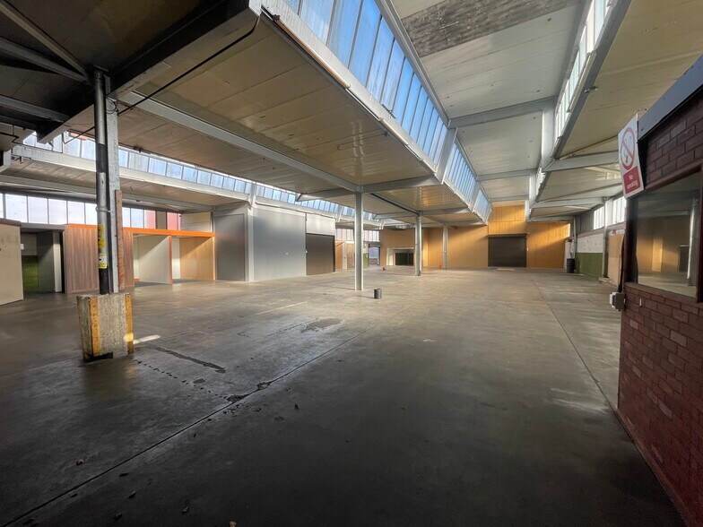 Tonbridge Rd, Romford à louer - Photo de l’immeuble – Image 3 sur 50