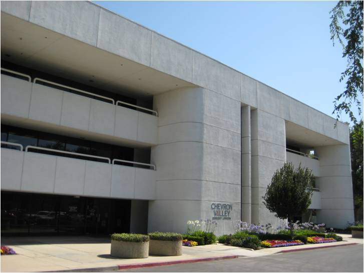 5555 California Ave, Bakersfield, CA à louer - Photo de l’immeuble – Image 3 sur 6