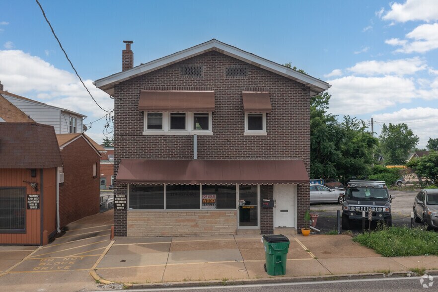 8206 Gravois Ave, Saint Louis, MO à louer - Photo de l’immeuble – Image 3 sur 5
