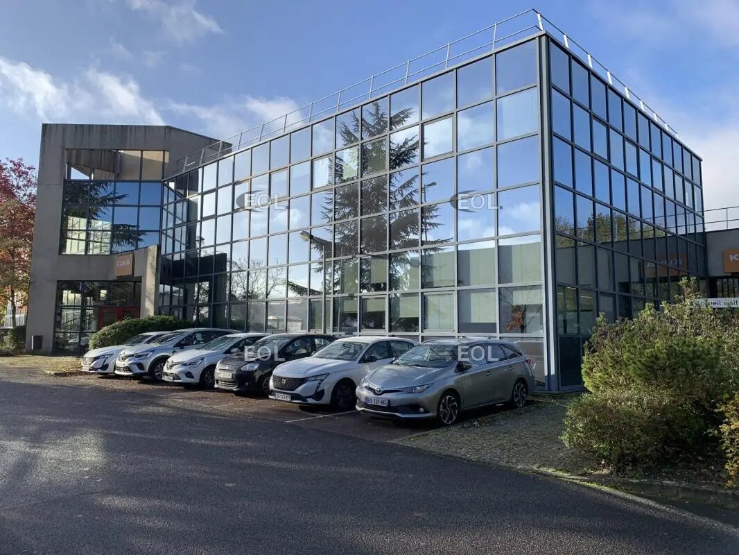 Local d’activités dans Villebon-sur-Yvette à louer Photo de l’immeuble– Image 1 sur 12