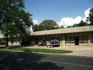 Plus de détails pour 1401-1409 Avenue M Rd, Huntsville, TX - Bureau à louer