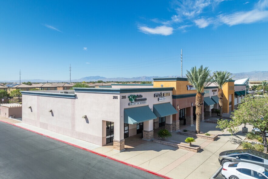 205-265 W Centennial Pky, North Las Vegas, NV à louer - Photo de l’immeuble – Image 3 sur 5