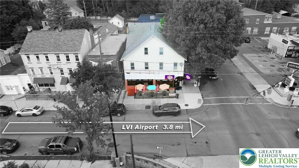 601 Front St, Catasauqua, PA à vendre - Photo de l’immeuble – Image 1 sur 15