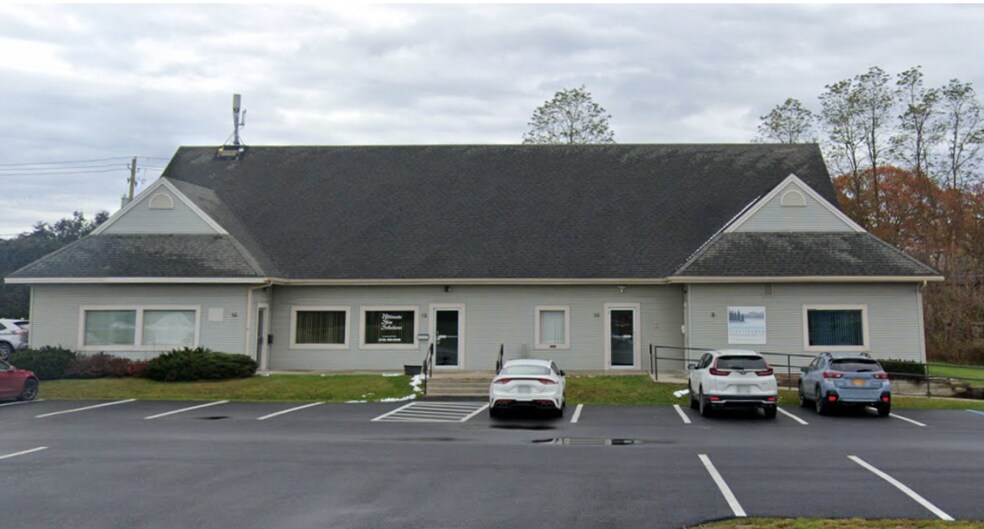 12 Ampersand Dr, Plattsburgh, NY à louer - Photo principale – Image 1 sur 7