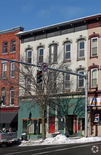 27 E Genesee St, Auburn, NY à louer - Photo principale – Image 3 sur 9