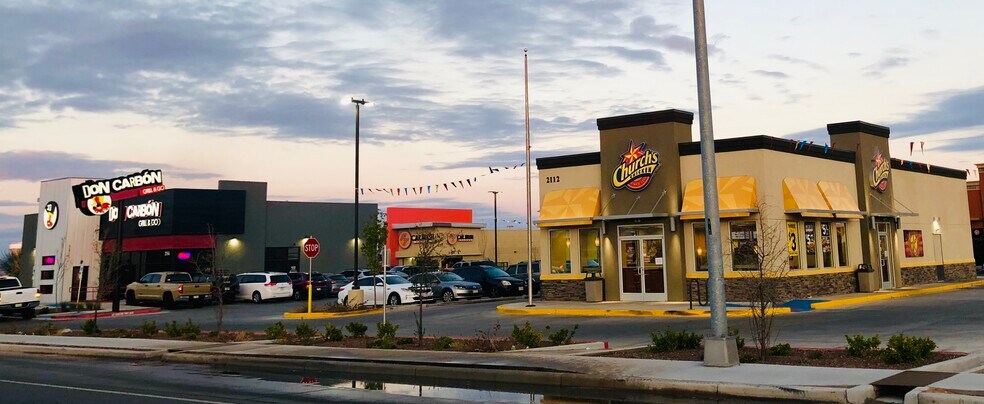 2114 N Zaragoza Rd, El Paso, TX à vendre - Photo de l’immeuble – Image 3 sur 9