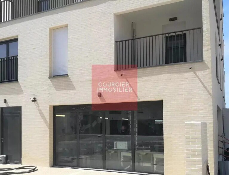 Local commercial dans Compiègne à vendre - Photo de l’immeuble – Image 1 sur 5