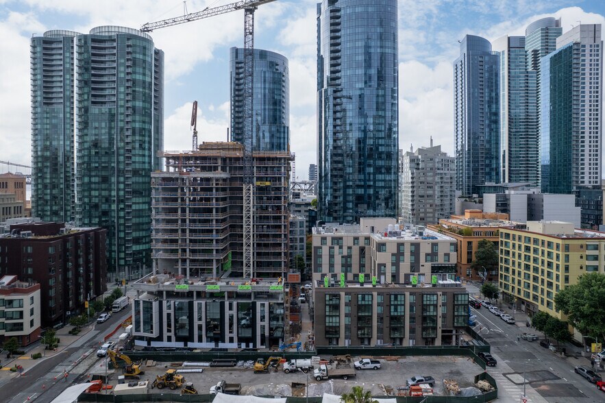 200 Folsom St, San Francisco, CA à louer - Photo de la construction – Image 3 sur 7