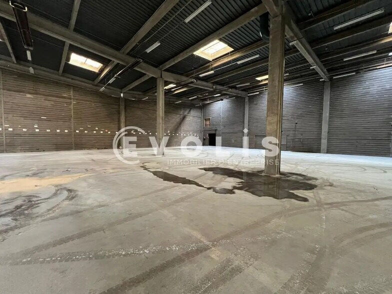 Bureau dans Villefranche-sur-Saône à louer - Photo de l’immeuble – Image 3 sur 12