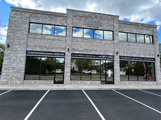 1268-1276 Smithtown Ave, Bohemia, NY à louer Photo de l’immeuble– Image 1 sur 2