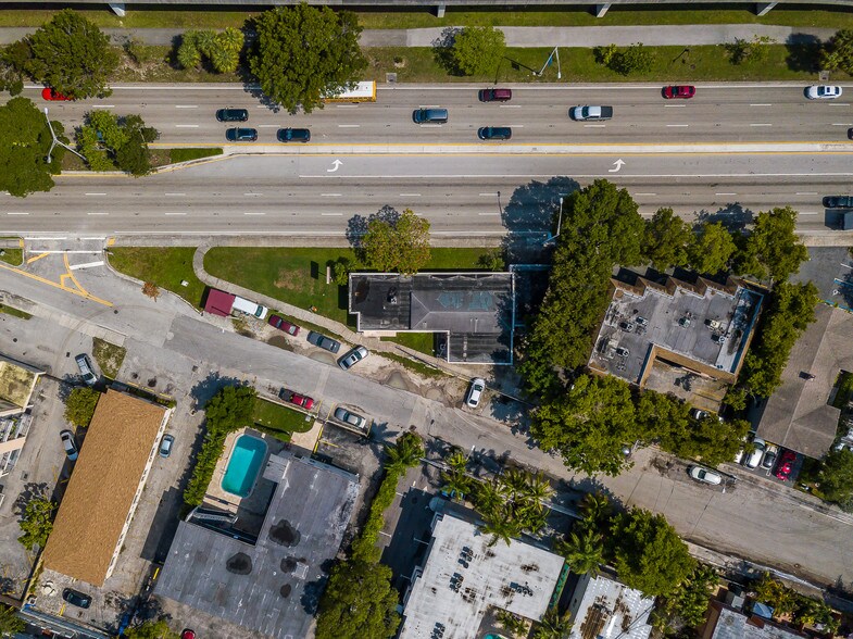 3250 S Dixie Hwy, Miami, FL à vendre - Aérien – Image 2 sur 16