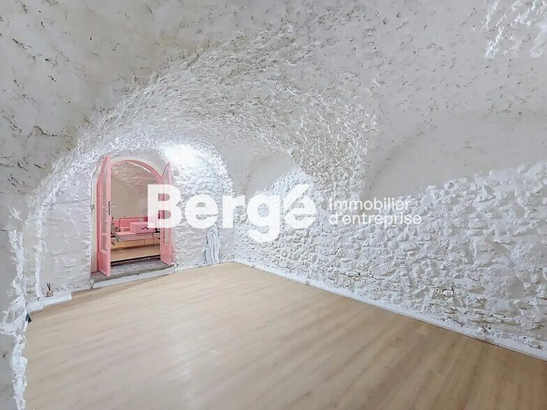 Local commercial dans Cannes à vendre - Photo de l’immeuble – Image 1 sur 19