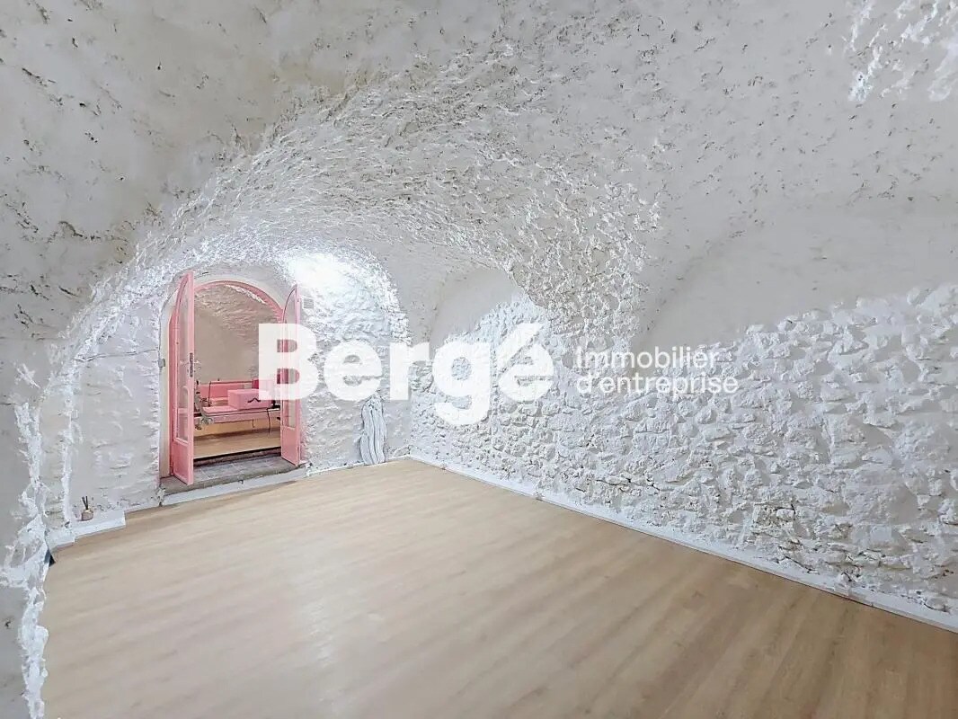 Local commercial dans Cannes à vendre Photo de l’immeuble– Image 1 sur 20