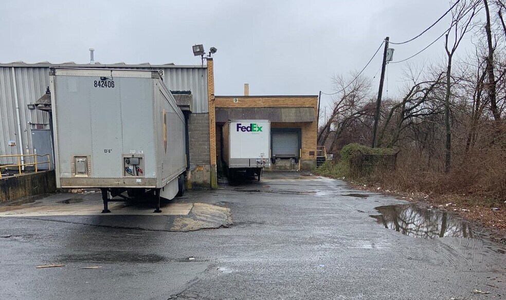 1400 E State St, Hamilton, NJ à louer - Photo de l’immeuble – Image 3 sur 6