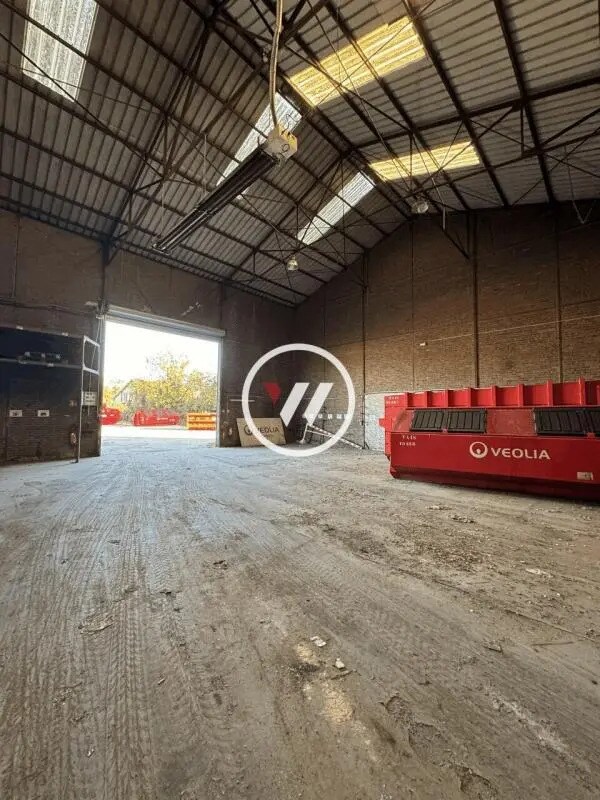 Local d’activités dans SAINT-OUEN-L'AUMONE à louer Photo de l’immeuble– Image 1 sur 7