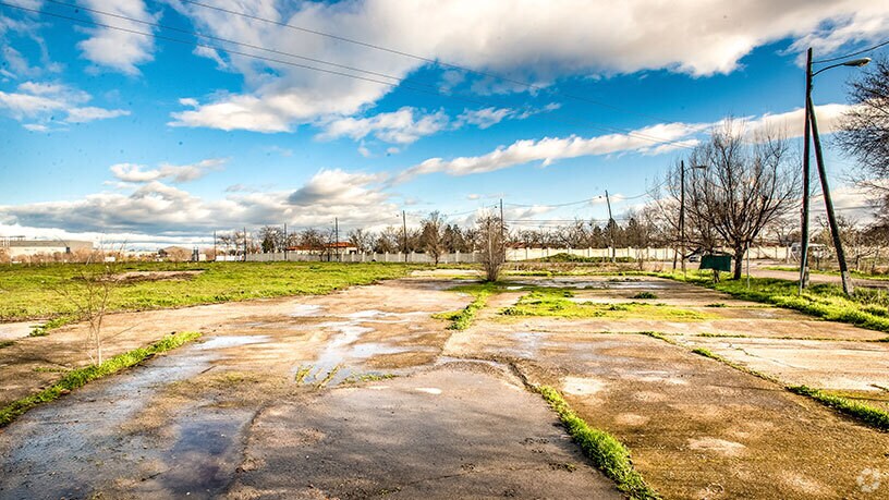 Avenida Aragón - Parcela T.3.5.402, 14, Madrid, Madrid à vendre - Photo de l’immeuble – Image 2 sur 31
