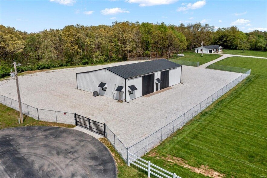 636 Schultz Ct, Foristell, MO à vendre - Photo principale – Image 1 sur 7