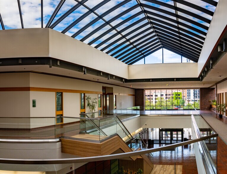 1441 Main St, Springfield, MA à louer - Photo de l’immeuble – Image 1 sur 12