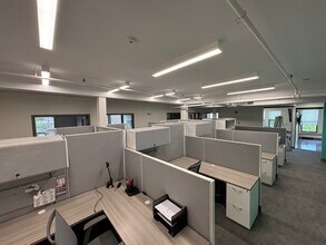 50 Hunt St, Watertown, MA à louer Photo intérieure– Image 2 sur 3