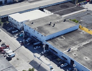 Plus de détails pour 450 W 28th St, Hialeah, FL - Industriel/Logistique à louer
