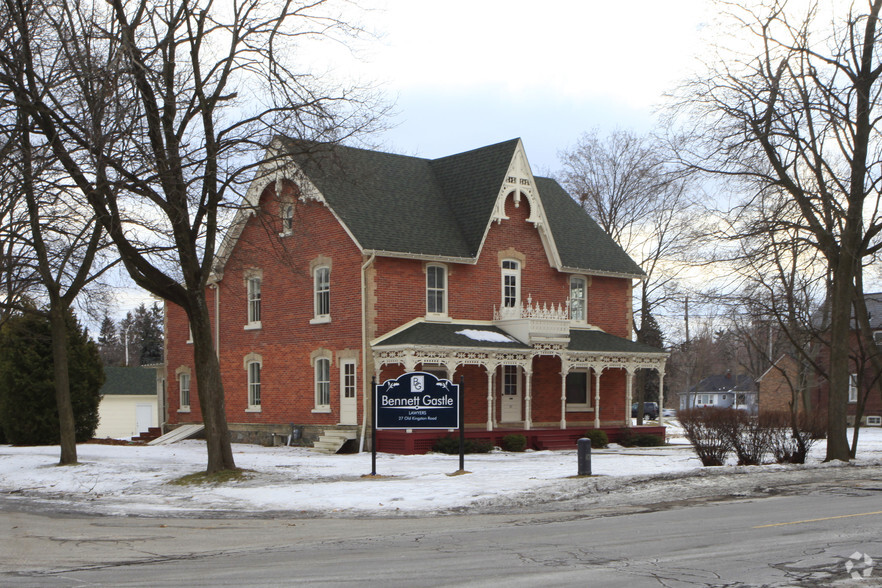 27 Old Kingston Rd, Toronto, ON à vendre - Photo de l’immeuble – Image 2 sur 2