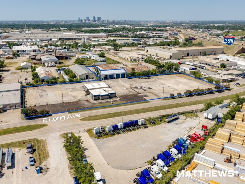2560 E Long Ave, Fort Worth, TX à louer - Photo de l’immeuble – Image 1 sur 10