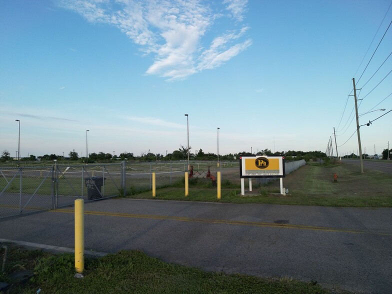 38963 23 Hwy, Buras, LA à vendre - Photo de l’immeuble – Image 3 sur 16