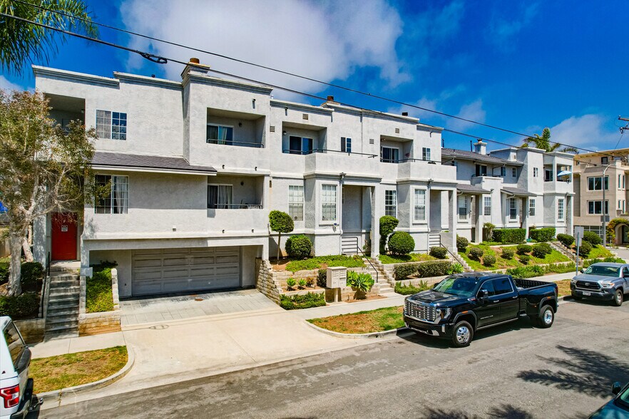514 S Myers St, Oceanside, CA à vendre - Photo de l’immeuble – Image 2 sur 9