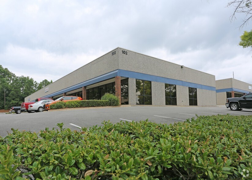 100 Oxmoor Rd, Birmingham, AL à louer - Photo principale – Image 2 sur 6