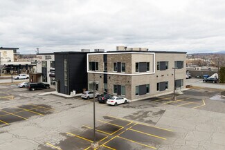 Plus de détails pour 906 Rue Principale, Granby, QC - Bureau à louer