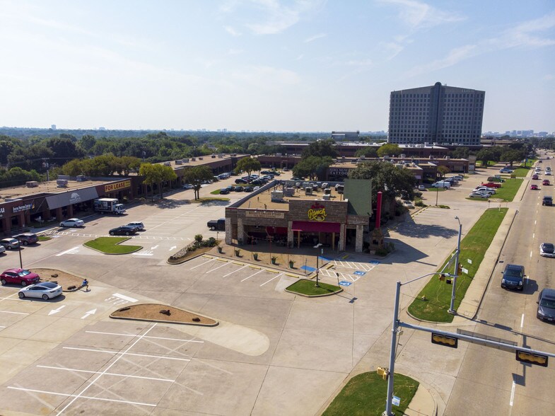 17370-17390 Preston Rd, Dallas, TX à louer - Photo de l’immeuble – Image 3 sur 6