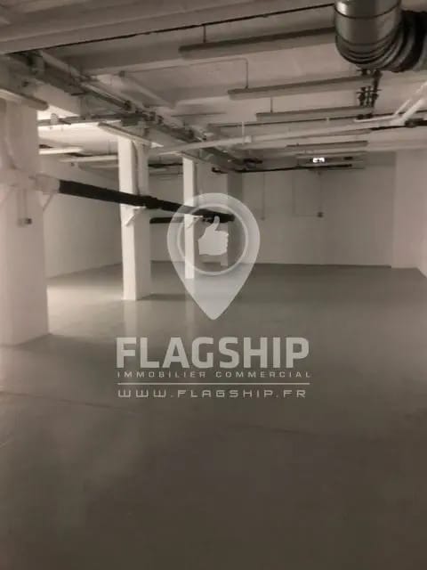 Local commercial dans Boulogne-Billancourt à louer Photo de l’immeuble– Image 1 sur 7