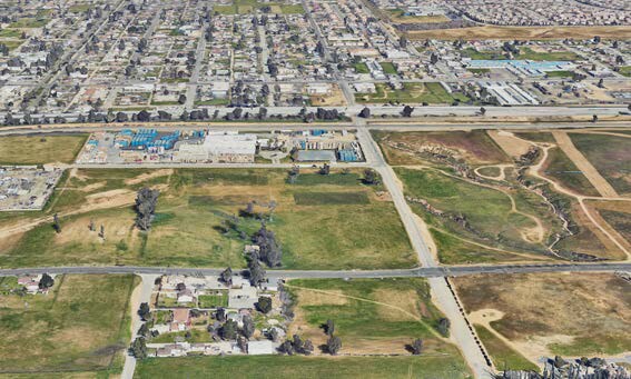 1120 E 1st St, Beaumont, CA à vendre - Aérien – Image 2 sur 5