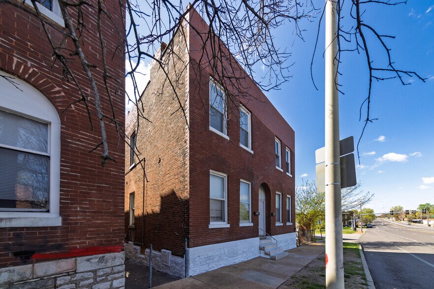 3244 Gravois Ave, Saint Louis, MO à vendre - Photo de l’immeuble – Image 2 sur 52