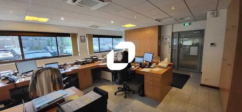 Bureau dans Mérignac à louer - Photo de l’immeuble – Image 3 sur 13