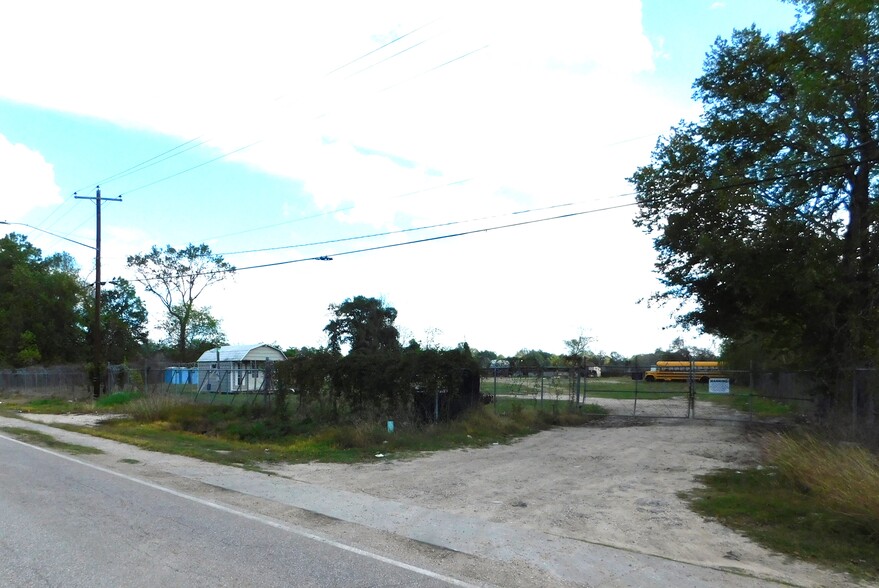 9800 Hirsch Rd, Houston, TX à vendre - Photo de l’immeuble – Image 1 sur 8