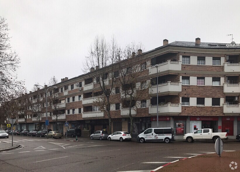 Avenida Talavera del Perú, 1, Talavera de la Reina, Toledo à louer - Photo de l’immeuble – Image 1 sur 2