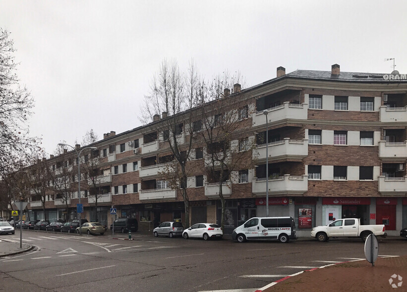 Calle Ciudad de Bron, 2, Talavera de la Reina, Toledo à vendre - Photo de l’immeuble – Image 2 sur 2