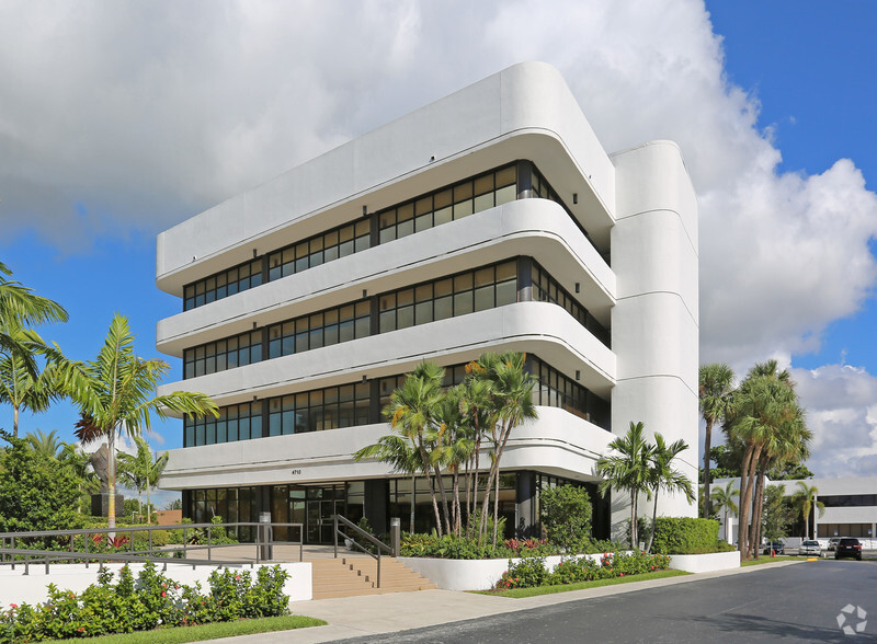 4710 NW 2nd Ave, Boca Raton, FL à louer - Photo de l’immeuble – Image 1 sur 7