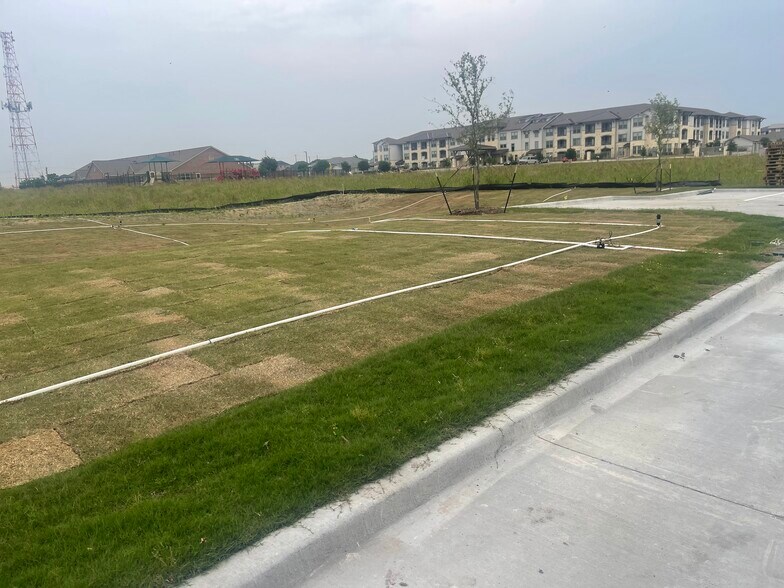 1388 N FM 548, Forney, TX à louer - Photo de l’immeuble – Image 2 sur 6