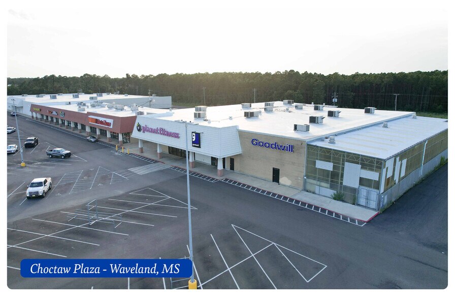 Gulf Coast Shopping Center Port. of 3 portefeuille de 3 biens à vendre sur LoopNet.fr - Photo de l’immeuble – Image 2 sur 17