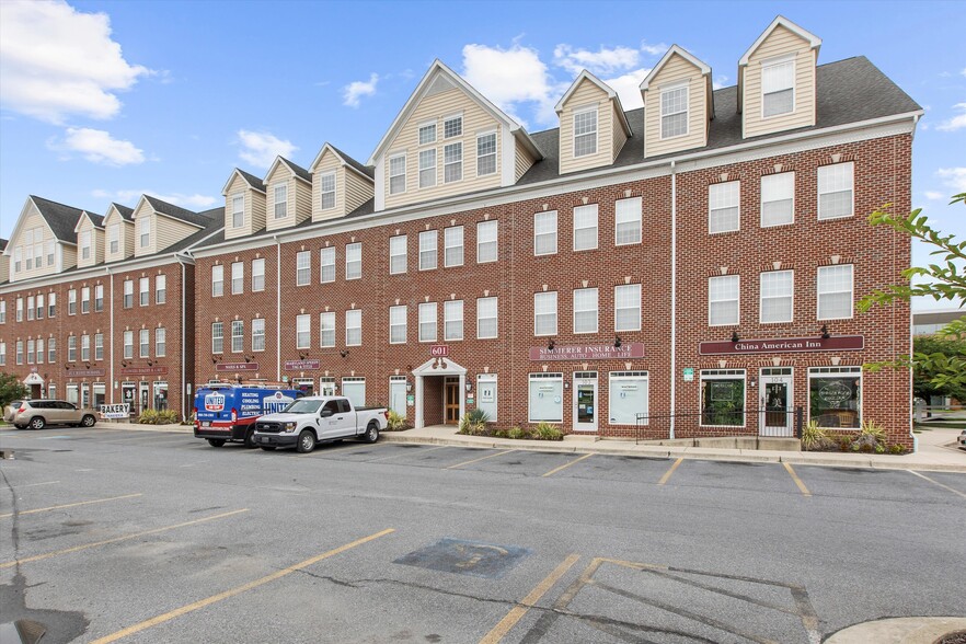 601 7th St, Laurel, MD à louer - Photo de l’immeuble – Image 2 sur 21