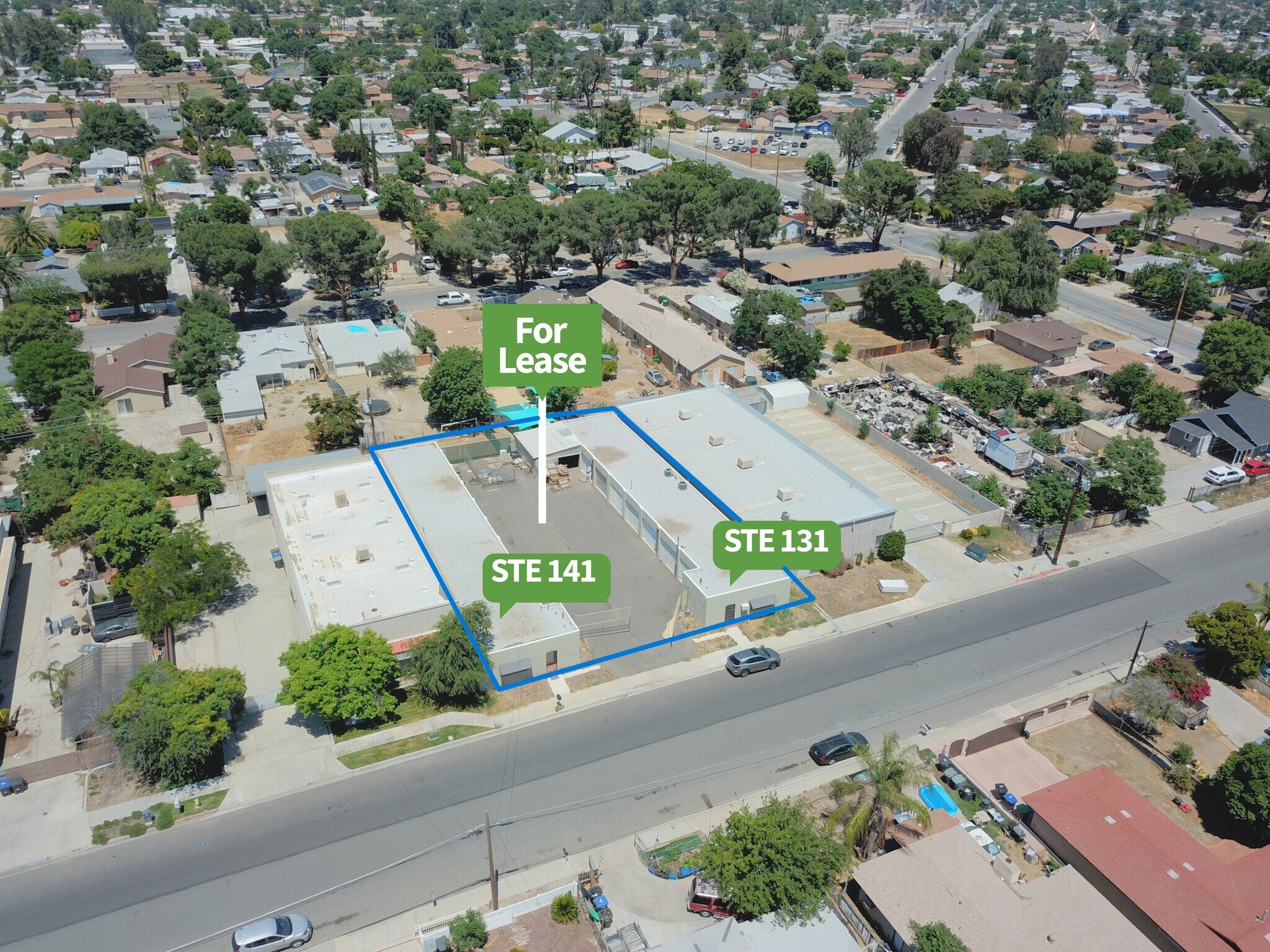 131 N Dillon Ave, San Jacinto, CA à louer Photo de l’immeuble– Image 1 sur 8