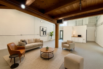 3502 SCOTTS Ln, Philadelphia, PA à louer Photo intérieure– Image 2 sur 14