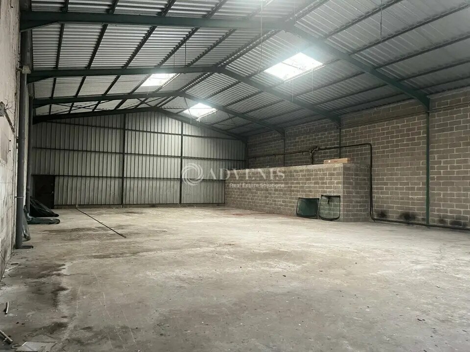 Local d’activités dans Chambray-lès-Tours à louer Photo intérieure– Image 1 sur 7