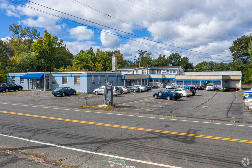 504 Main St, Farmington, CT à louer - Photo principale – Image 1 sur 7