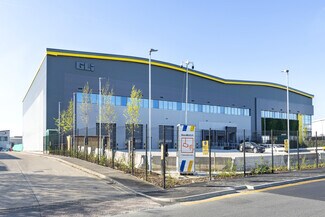Plus de détails pour Queensway, Croydon - Industriel/Logistique à louer