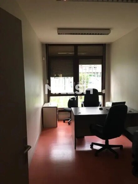 Bureau dans Villeurbanne à vendre - Photo de l’immeuble – Image 3 sur 9