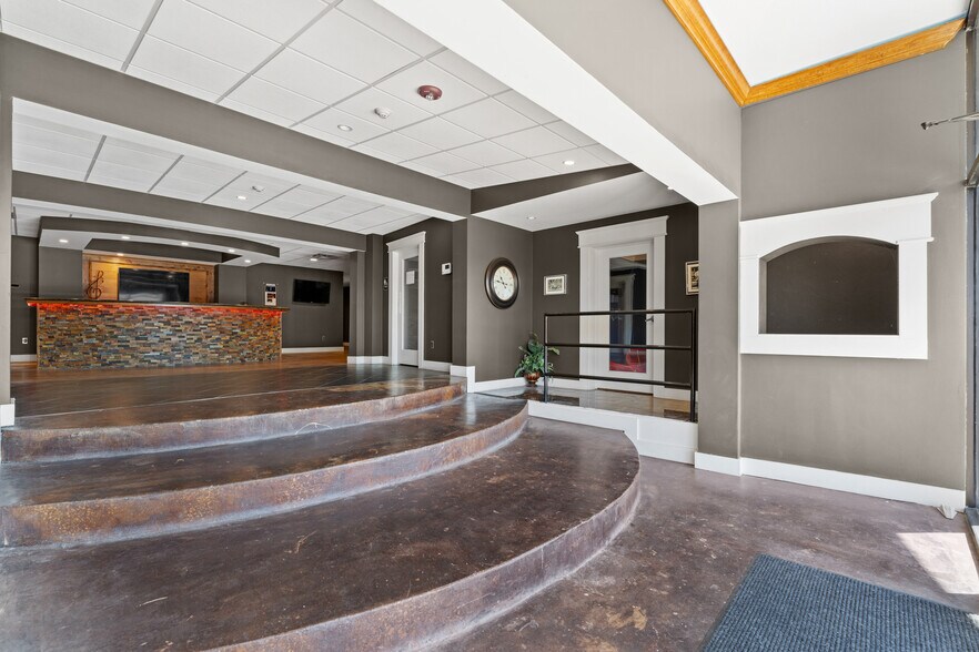 2908 Epperly Dr, Del City, OK à vendre - Photo de l’immeuble – Image 3 sur 52